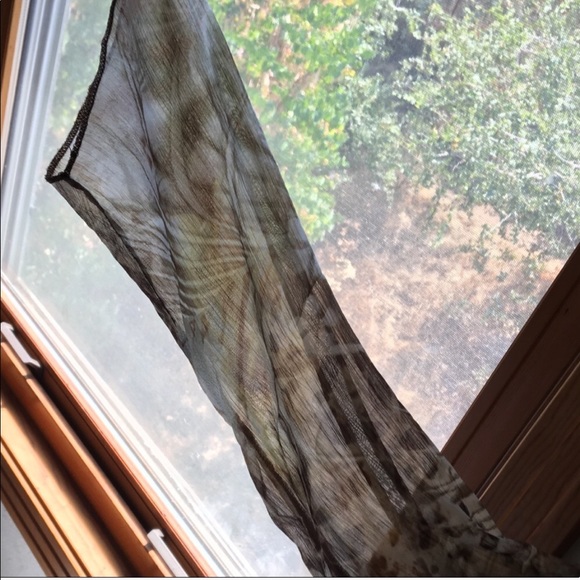 Boho top-  flowery camouflage with lace - Picture 3 of 6